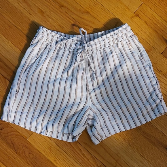 Old Navy Pants - Old navy striped linen shorts